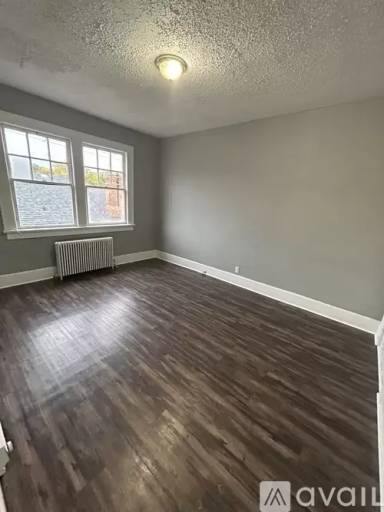 Main picture of 731 Market St