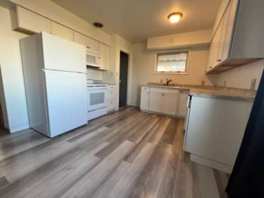 Main picture of 418 E Empire Ave