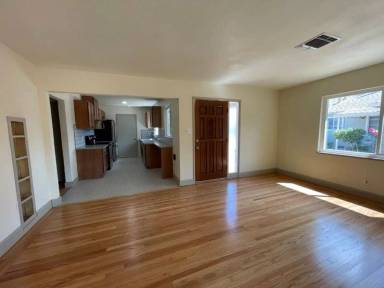 Main picture of 2812 59th St
