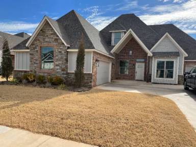 Main picture of 4312 NW 155th Pl