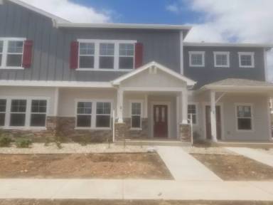 Main picture of 2431 Crown View Dr