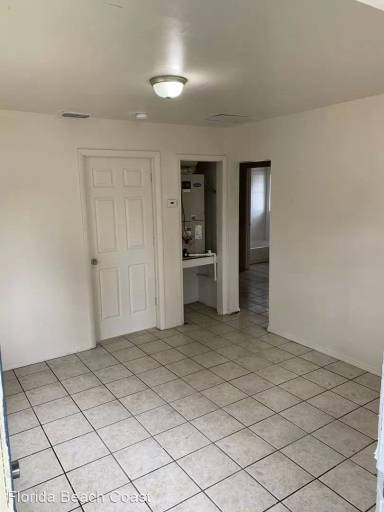 Main picture of 311 E Magnolia St