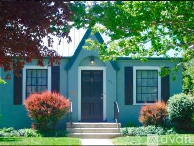 Main picture of 1023 N 21st St