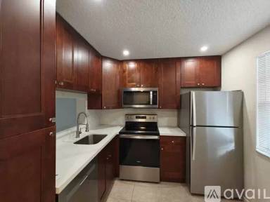 Main picture of Palm Village Condo