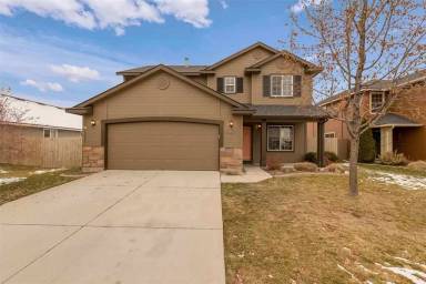 Main picture of 5467 N Claret Cup Way