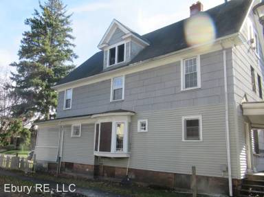 Main picture of 751 Portland Ave