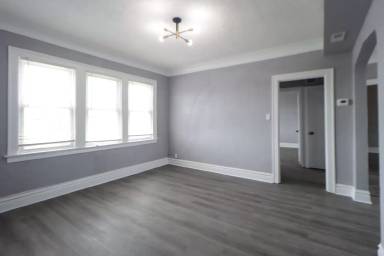 Main picture of 4104 Grand Blvd