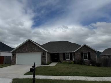 Main picture of 2721 S Apricot Rd