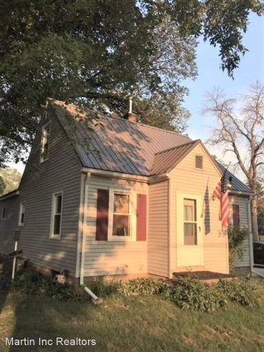 Main picture of 545 Grand Blvd