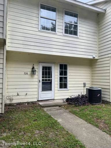Main picture of 728 Morningside Ln