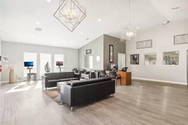 Main picture of Solaire Apartments