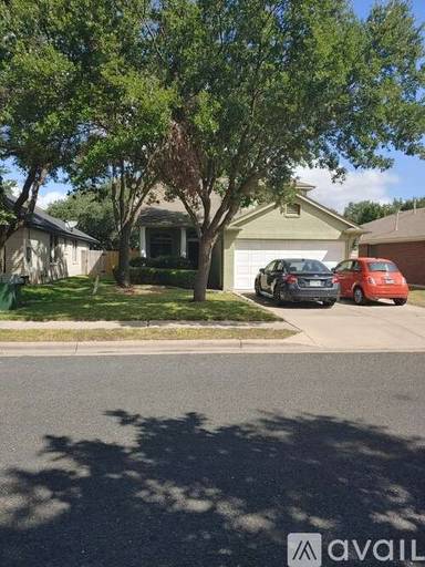 Main picture of 802 Luke Ln