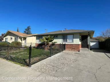 Main picture of 476 Malabar Dr