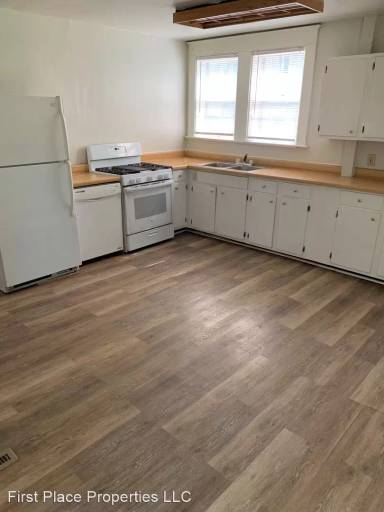 Main picture of 136 State St