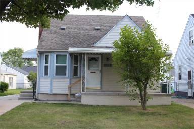 Main picture of 13045 Walnut St