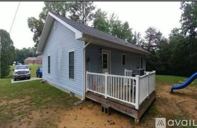 Main picture of 361 Lakepointe Dr