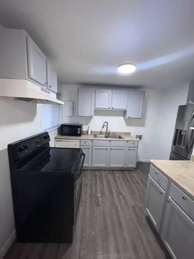 Main picture of 4401 Mozart Ave