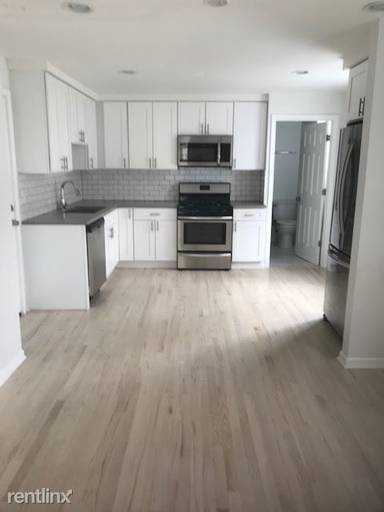 Main picture of 1641 W 18th St
