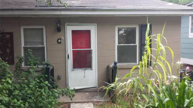 Main picture of 3442 Navajo St