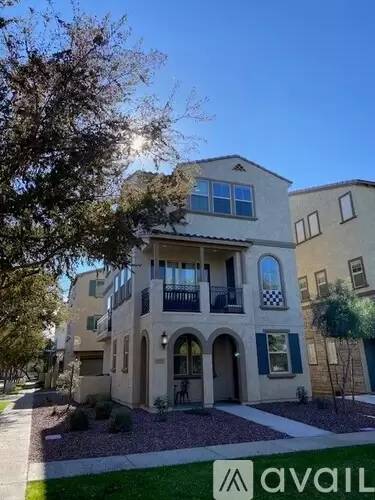 Main picture of 1636 E Dogwood Ln