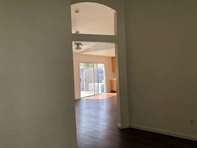 Main picture of 1319 Longfellow Cir