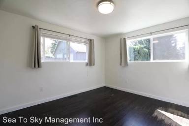 Main picture of 11805 SE May Creek Park Dr