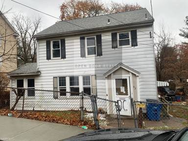 Main picture of 120 Emerson St