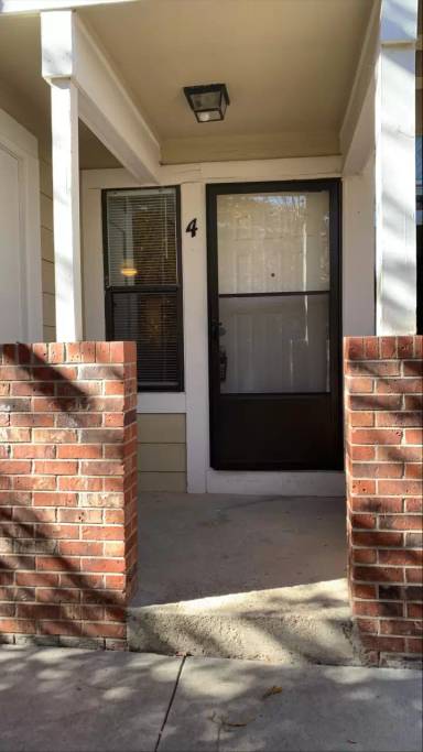 Main picture of 942 S Dearborn Way