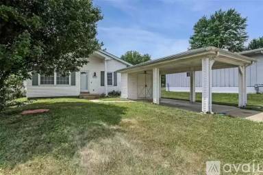Main picture of 2748 Blue Heron Dr