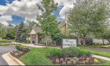 Main picture of Wellington Chase Condominiums