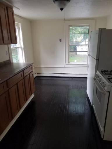 Main picture of 246 Walker St