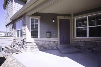 Main picture of 5703 S Addison Ct