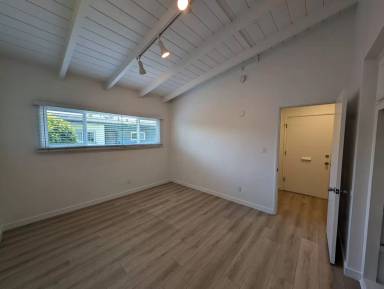 Main picture of 801 N Eucalyptus Ave