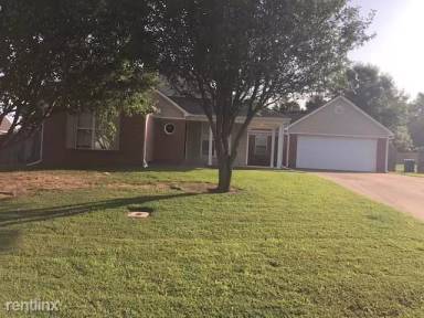 Main picture of 288 Wylie Dr