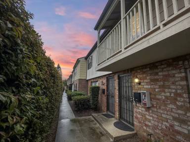 Main picture of 11941 Royal Rd