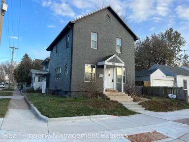 Main picture of 1130 N Minnesota Ave