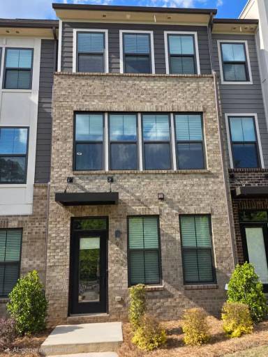 Main picture of 912 Broad River Ln