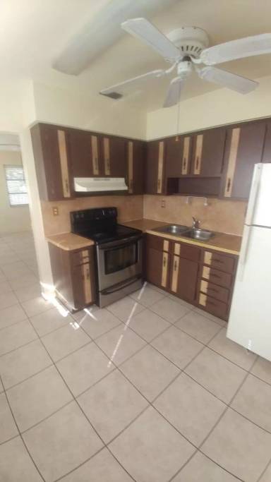 Main picture of 6303-6311 Sherman St