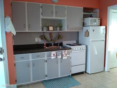 Main picture of 12 G St