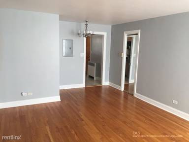 Main picture of 7320 N Ridge Blvd