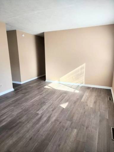 Main picture of 3419 S Fort Ave