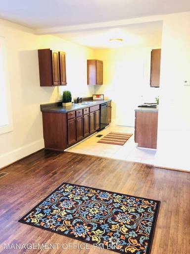 Main picture of 820 Parkwood Ave
