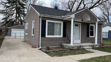 Main picture of 18525 Deering St