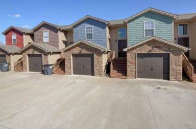Main picture of 1718 Thistlewood Dr