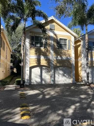 Main picture of 525 SW 18th Ave