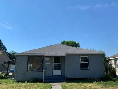 Main picture of 2307 W Everett Ave