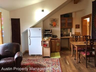 Main picture of 642 NW Morelock Ct