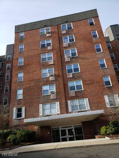 Main picture of 140 Pelham Rd