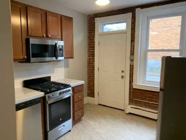 Main picture of 530 N Euclid Ave