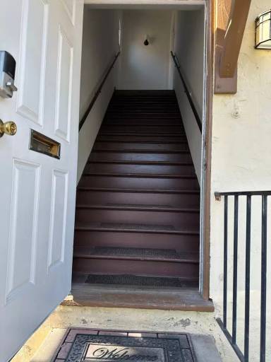 Main picture of 412 Palm Dr